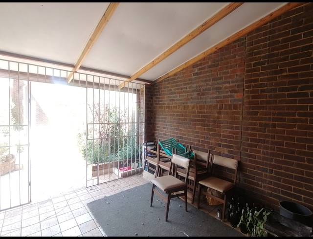 3 BEDROOM APARTMENT SOLD IN STILFONTEIN EXT 3